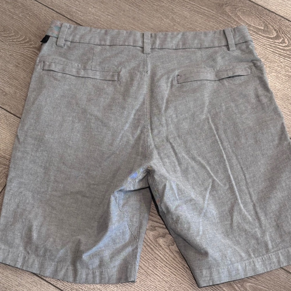 Lululemon Commission Shorts Mens 30 Grey Warpstreme 9" Inseam Chino Golf Casual - Picture 6 of 7